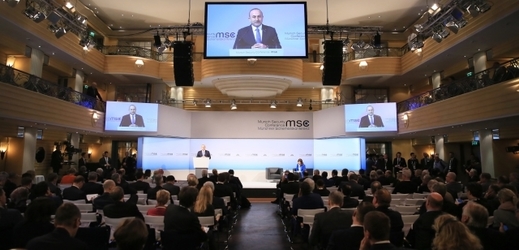 Snímek z mnichovské bezpečnostní konference.