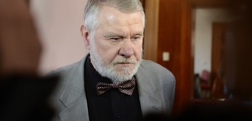 Europoslanec Jaromír Štětina.