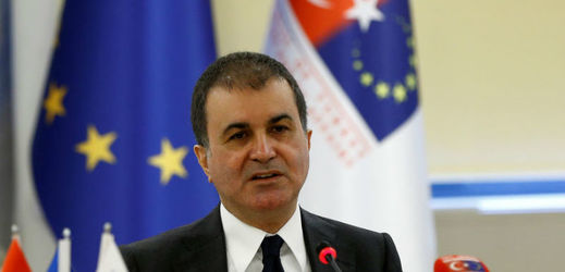 Turecký ministr pro evropské záležitosti Ömer Çelik. 
