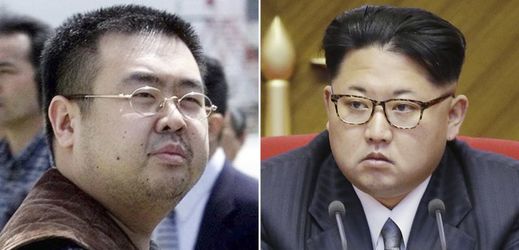 Severokorejský diktátor Kim Čong-un (vpravo) a jeho zesnulý bratr Kim Čong-nam (vlevo).