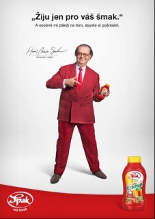 Hans Peter Spak v reklamě na svůj kečup.