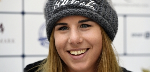 Ester Ledecká má po sezoně spoustu důvodů k úsměvu. 