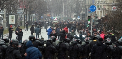 Demonstrace proti nezaměstnanosti v Minsku.