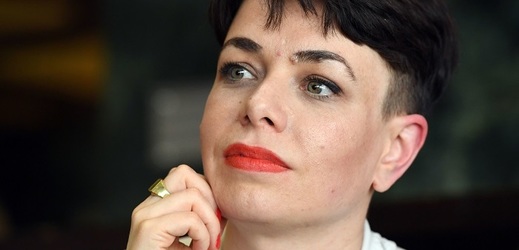 Režisérka představení Katharina Schmittová.