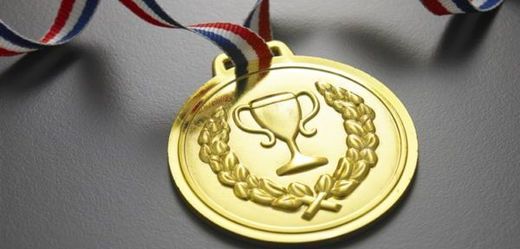 V Černé Hoře se sešlo 41 ocněných psů a 820 turistů, kteří s sebou přinesli své medaile, diplomy, poháry či šerpy.