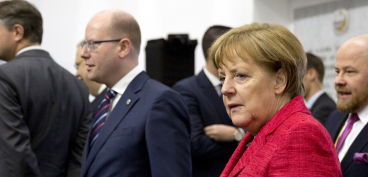 Český premiér Bohuslav Sobotka a německá kancléřka Angela Merkelová.