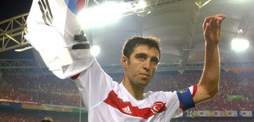 Turecká fotbalová legenda Hakan Sükür.