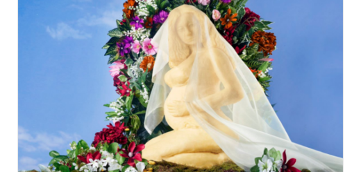 Sýrová socha těhotné Beyoncé.
