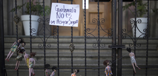 "Guatemala není bezpečná". Nápis, který vytvořili umělci.