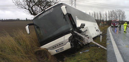 Autobusová dopravní nehoda (ilustrační foto).