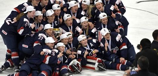 Americké hokejistky ve finále opět přehrály Kanadu.
