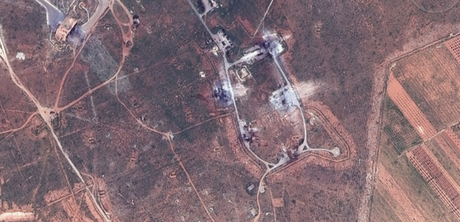 Budovy na jihovýchodní straně letecké základny v Sýrii zničené následkem cíleného útoku amerických tomahawků.