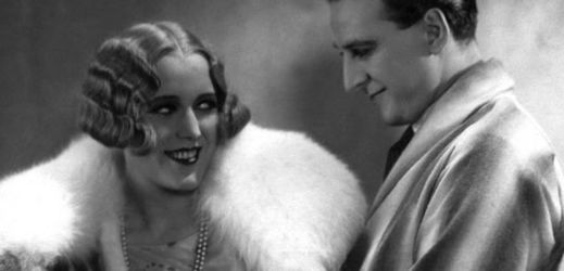 Film Erotikon (1929), s mistrovskou kamerou a v mezinárodní produkci z éry němého filmu, byl ve své době odvážným a skandálním vyobrazením následků nemanželského sexu a tragédie mladičké svobodné matky i jejího otce.
