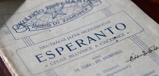 Esperanto má v Česku stovky příznivců.