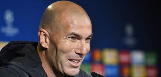 Trenér Realu Madrid Zinédine Zidane.
