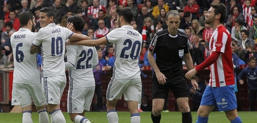 Real Madrid proti Gijónu.