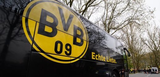Autobus fotbalistů Borussie Dortmund.