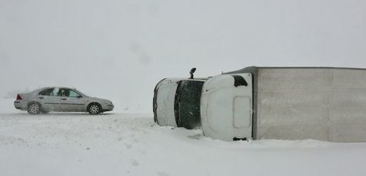 Následky sněžení na severu Moravy.