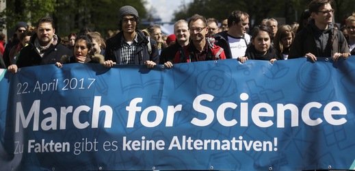 Pochod za svobodu vědeckého bádání.