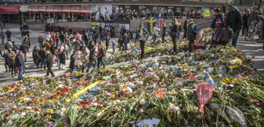 Při atentátu zemřeli dva Švédové, jeden Brit a jedna Belgičanka, 15 lidí bylo zraněno (ilustrační foto). 