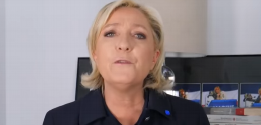 Marine Le Penová v její "video" výzvě.