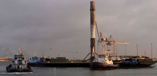 Raketa Falcon 9 odstartovala z floridského Mysu Canaveral. 