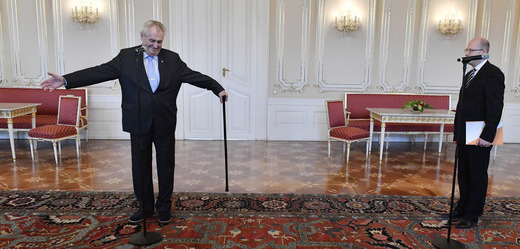 Prezident Miloš Zeman a premiér Bohuslav Sobotka.