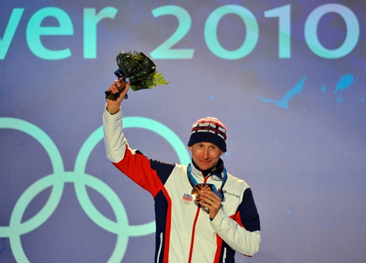 K olympijskému stříbru z Turína přidal Bauer v roce 2010 ve Vancouveru dva bronzy.