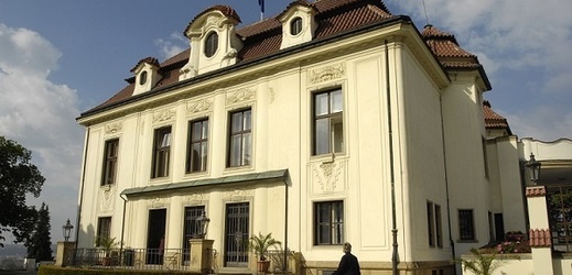 Prostory Kramářovy vily se veřejnosti otevřely v rámci festivalu Open House Praha.