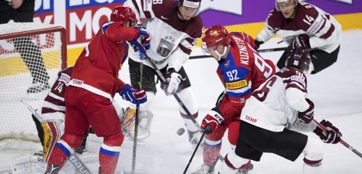 Ruští hokejisté deklasovali Lotyšsko 5:0.