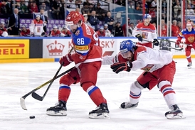 Jako kdyby čeští hokejisté byli za těmi ruskými pořád o krok pozadu.