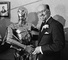 John Towner Williams, americký hudební skladatel, který proslul jako autor filmové hudby. Mimo jiné složil hudbu právě pro Hvězdné války. Na obrázku stojí vedle robota C-3PO.