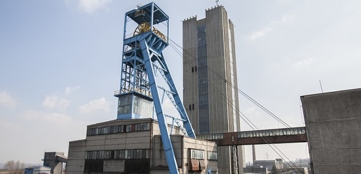 Těžní a skipová věž Dolu Paskov.