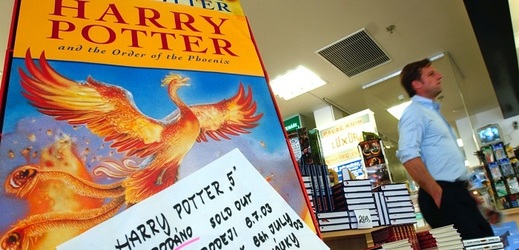 Knihy o Harrym Potterovi se staly světovým bestsellerem.