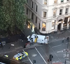 Dodávka, kterou teroristé útočili v Londýně.