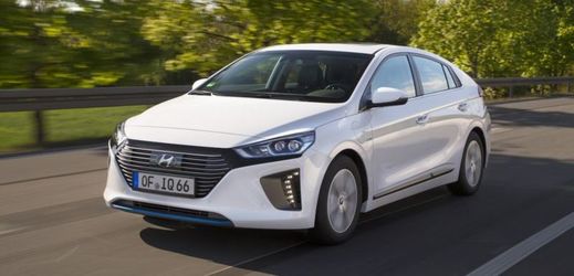 Hyundai Ioniq Plug-in Hybrid vstupuje na český trh.