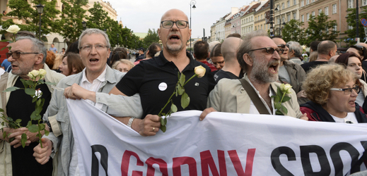 Sobotní demonstrace v centru Varšavy.