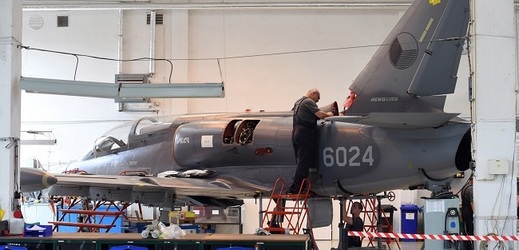Aero Vodochody postaví čtyři letouny L-159.