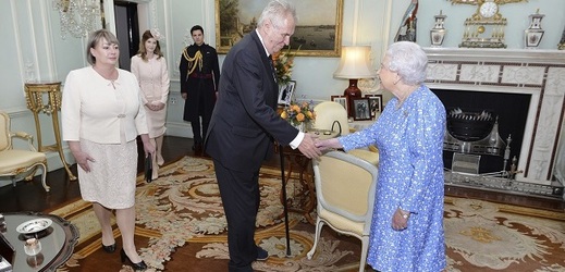 Prezident Miloš Zeman s britskou královnou Alžbětou II.