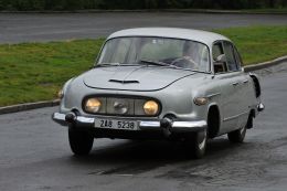 Tatra 603.