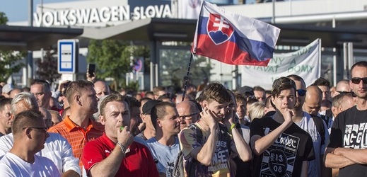 Stávka zaměstnanců Volkswagenu na Slovensku.