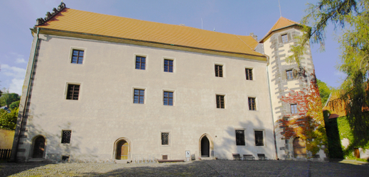 Horní zámek Benešov nad Ploučnicí.