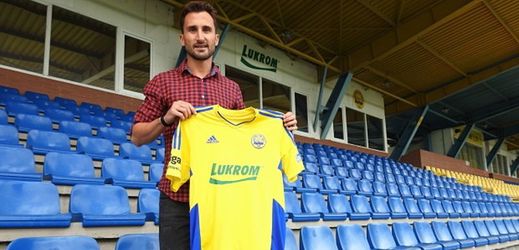Fotbalista Petr Jiráček přestupuje do Zlína.