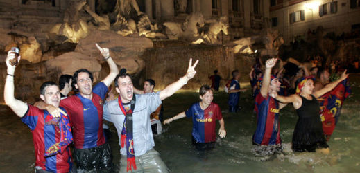 Řím se chystá bránit fontány před turisty (ilustrační foto).