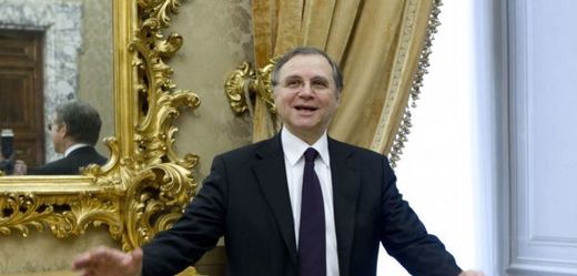 Guvernér centrální banky Ignazio Visco