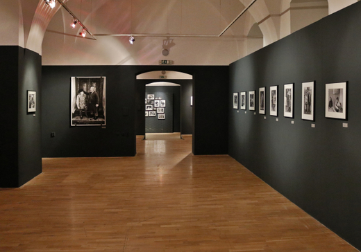 Výstava fotografií v prostorách Paláce šlechtičen Moravského zemského muzea v Brně.