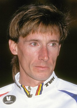 Bývalý britský cyklista Robert Millar.