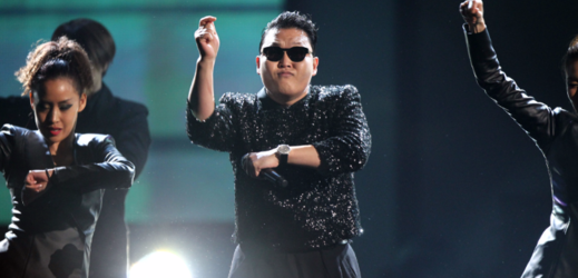 PSY a Gangnam Style.