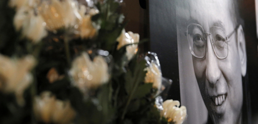 Portrét disidenta Liou Siao-poa, jehož smrt oznámily čínské úřady.