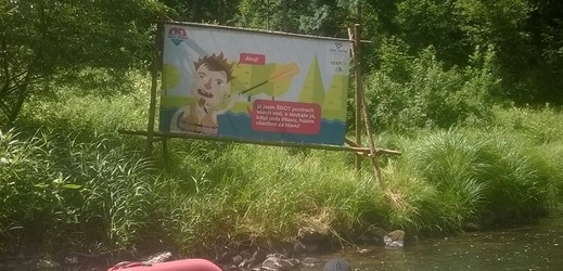 Jeden z billboardů kampaně.